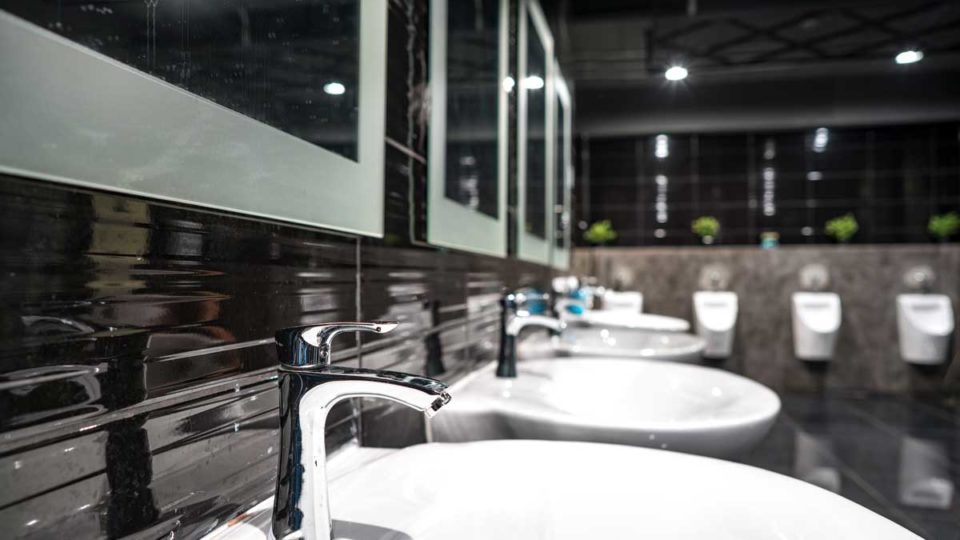 commercialbathroom